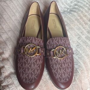 Michael Kors Burgundy and Gold Loafers for Women